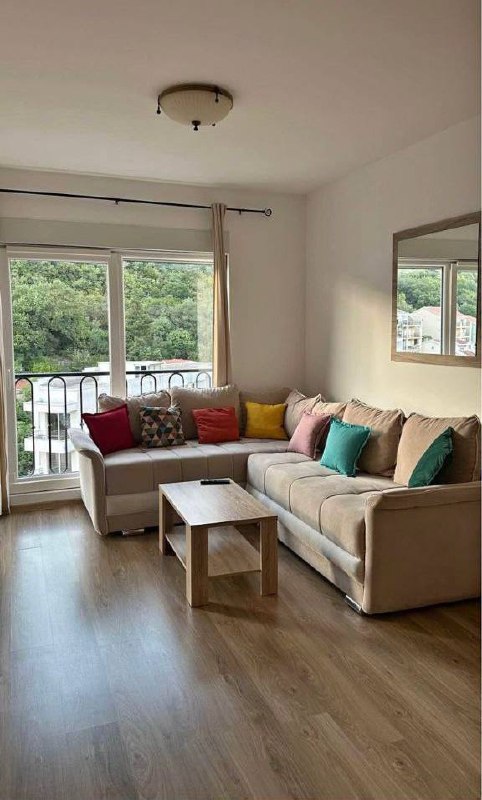 Квартира с 1 спальней в Бечичи, 52 м²