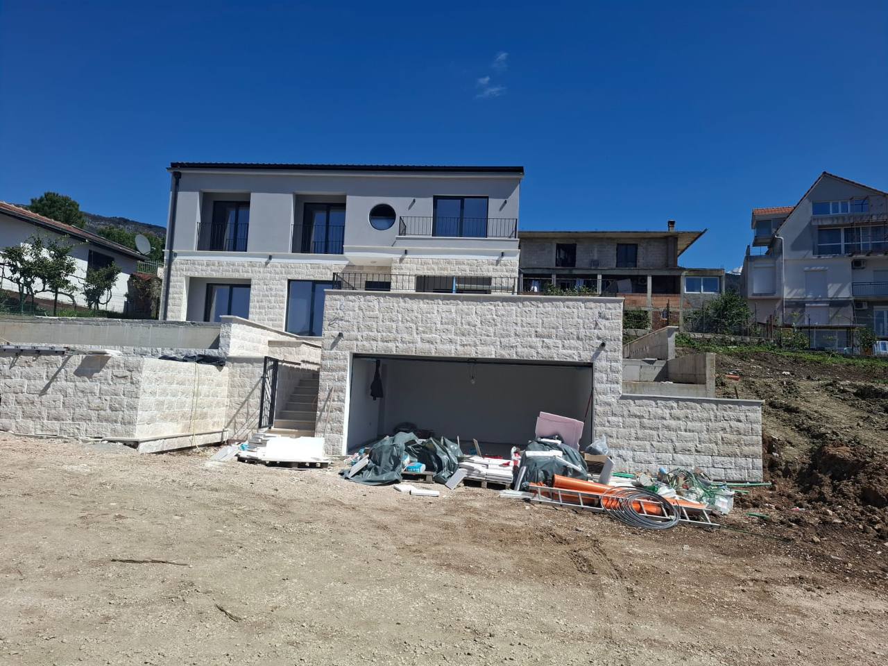 Вилла с 4 спальнями в Тивате, 250 м² thumbnail 9
