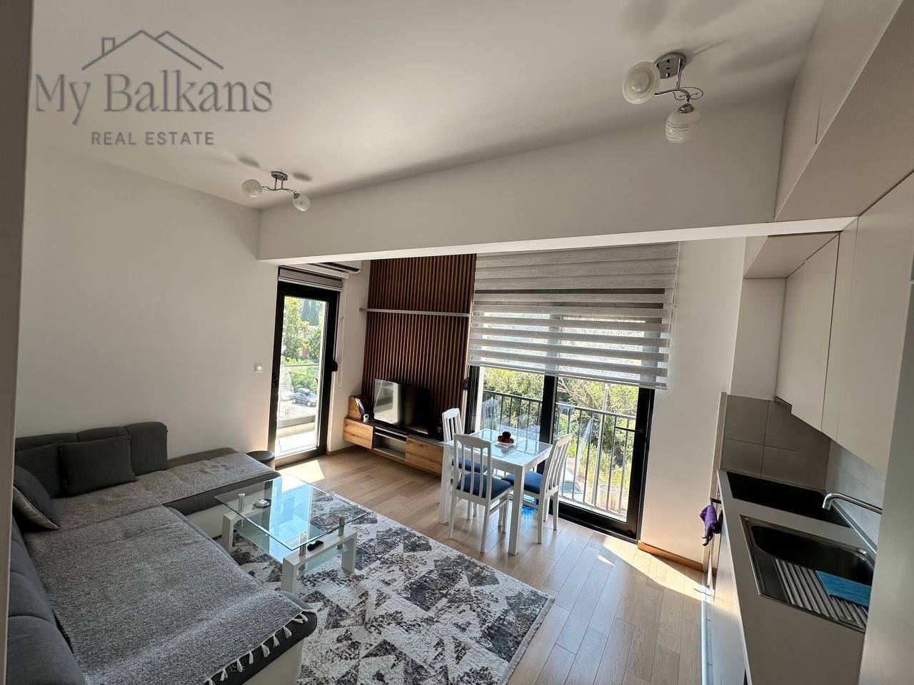 Квартира с 2 спальнями в Бечичи, 52 м²