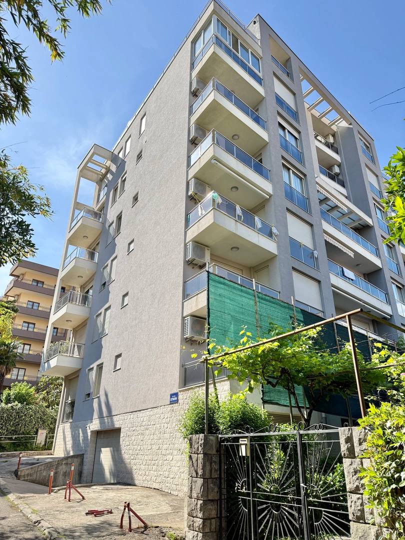 Квартира с 1 спальней в Будве, 47 м² thumbnail 17