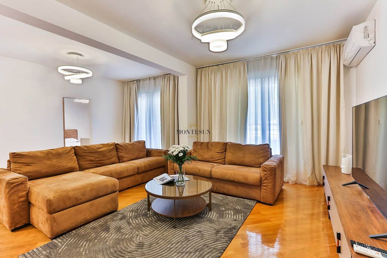Квартира с 3 спальнями в Будве, 140 м² 2