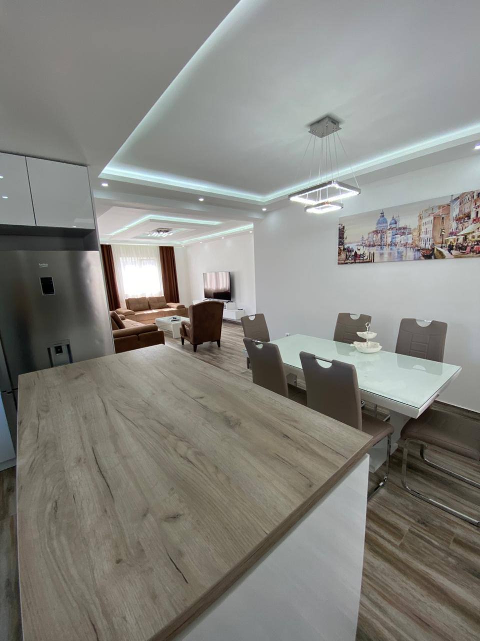 Квартира с 3 спальнями в Тивате, 115 м² 2