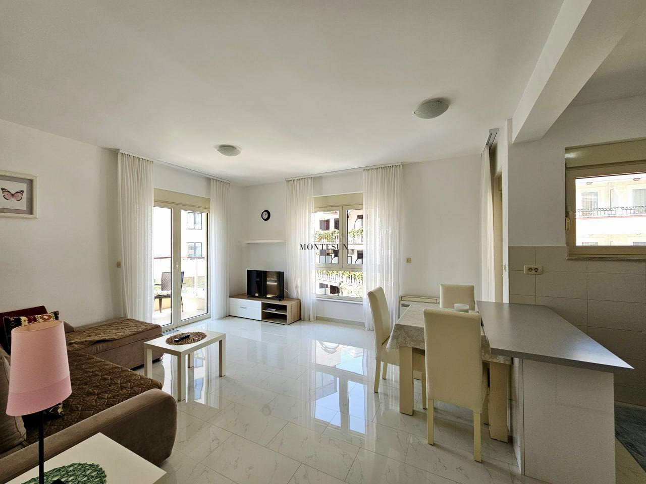 Квартира с 1 спальней в Будве, 57 м²