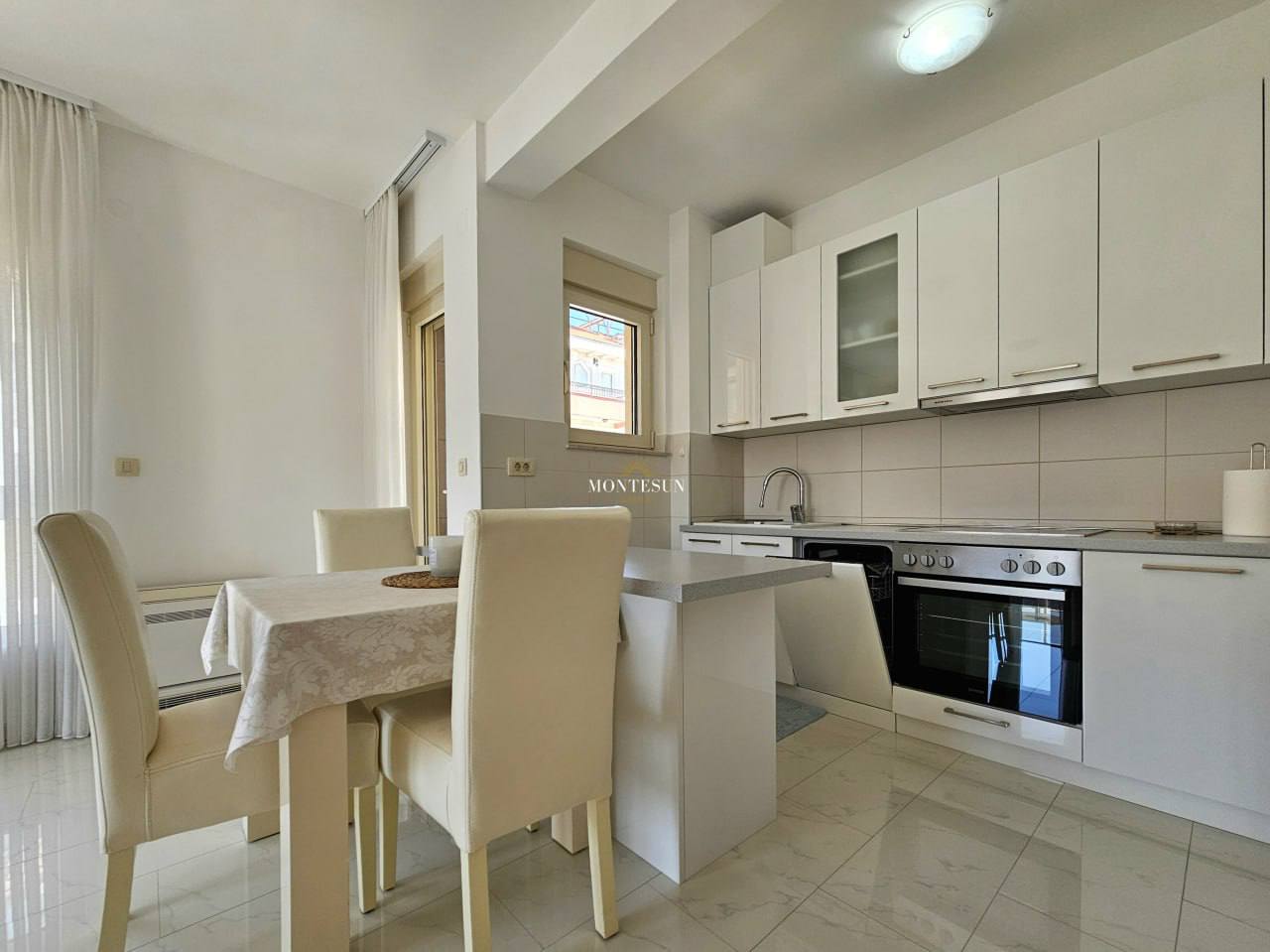 Квартира с 1 спальней в Будве, 57 м² 4
