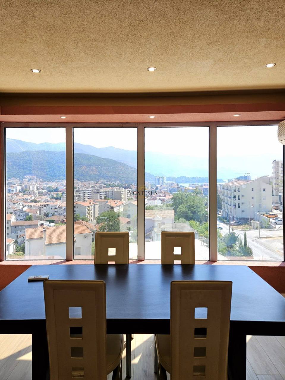 Квартира с 3 спальнями в Будве, 140 м² 5