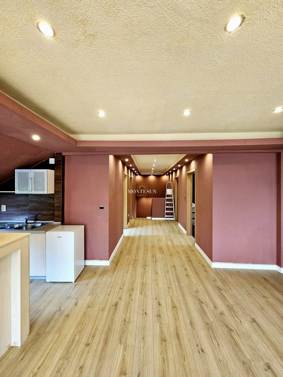 Квартира с 3 спальнями в Будве, 140 м² thumbnail 6