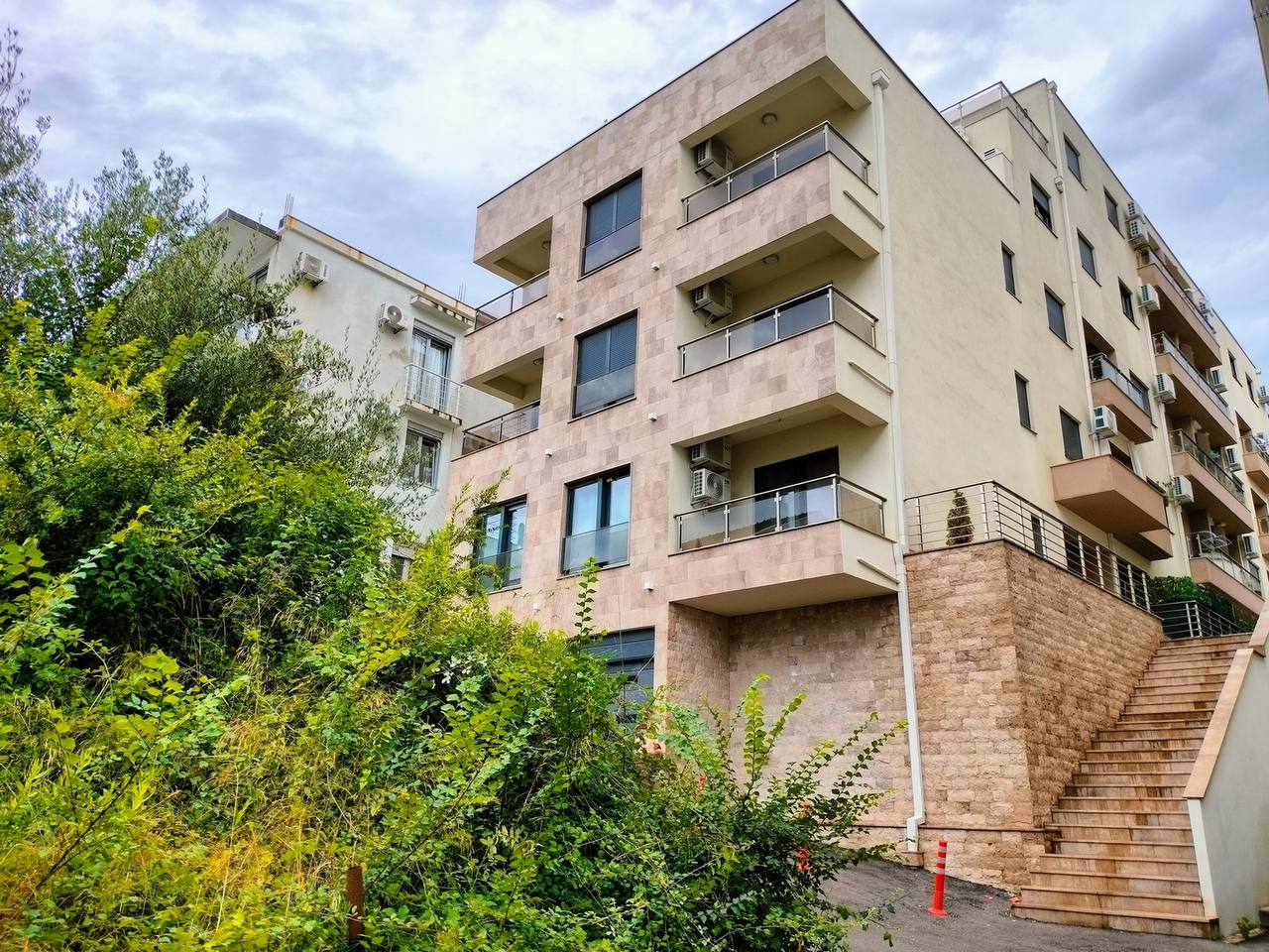 Квартира с 2 спальнями в Лази, 53 м²