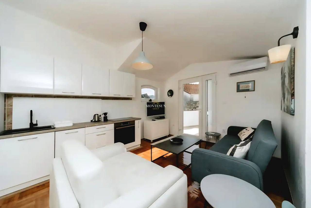 Квартира с 2 спальнями в Будве, 56 м²