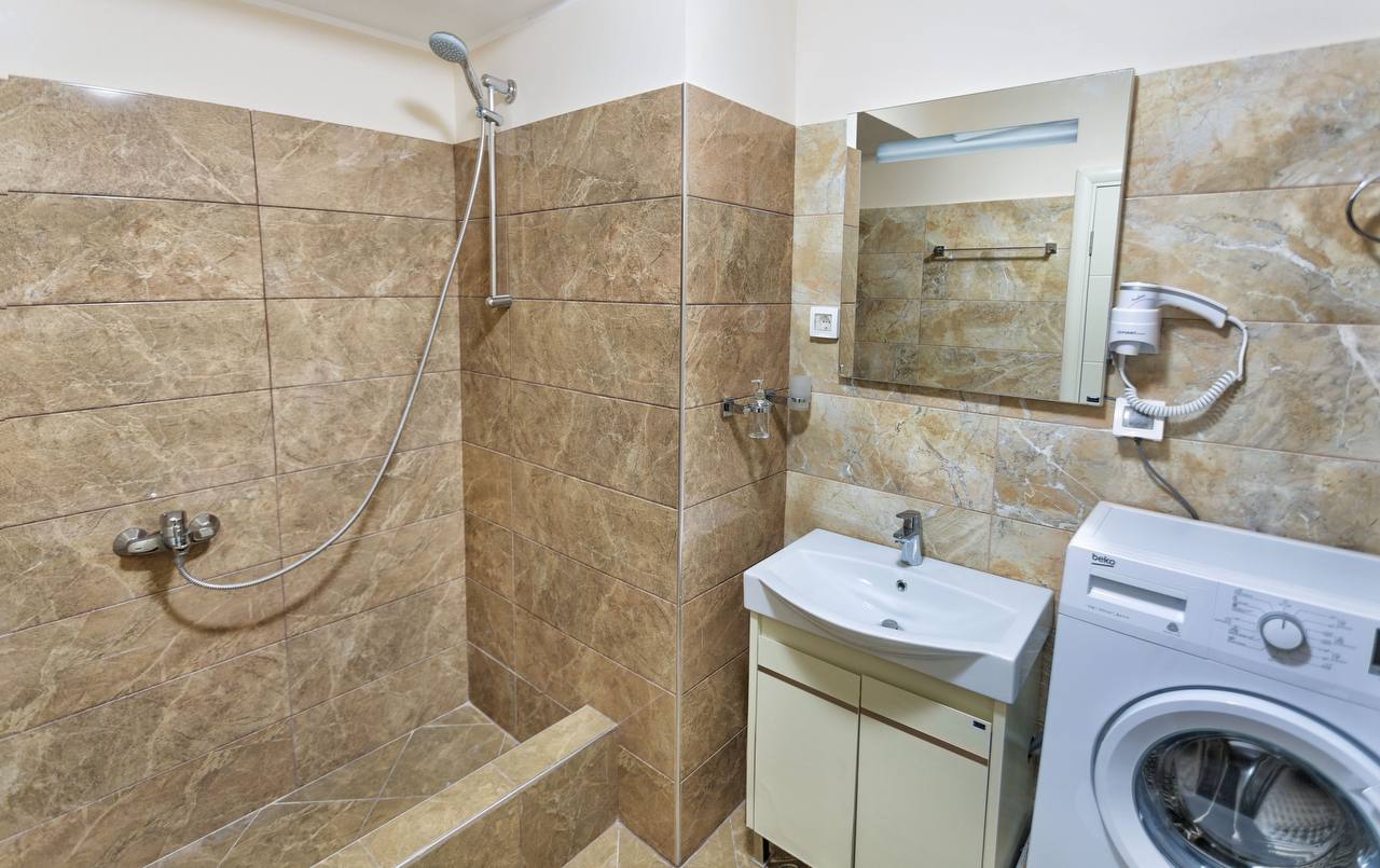 Квартира с 2 спальнями в Будве, 71 м² thumbnail 17