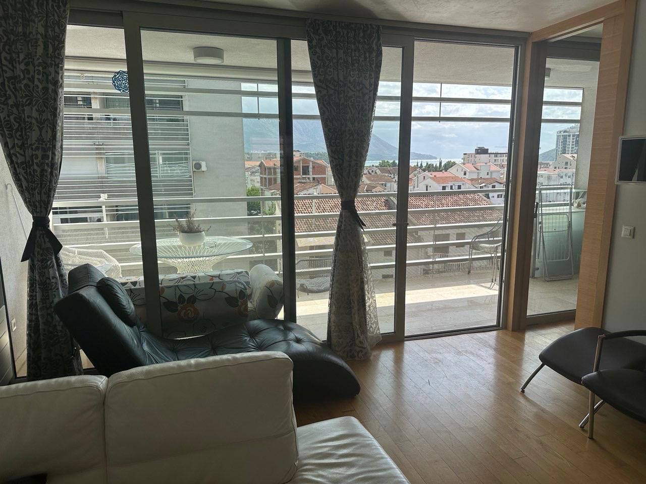 Квартира с 2 спальнями в Розино, 85 м²