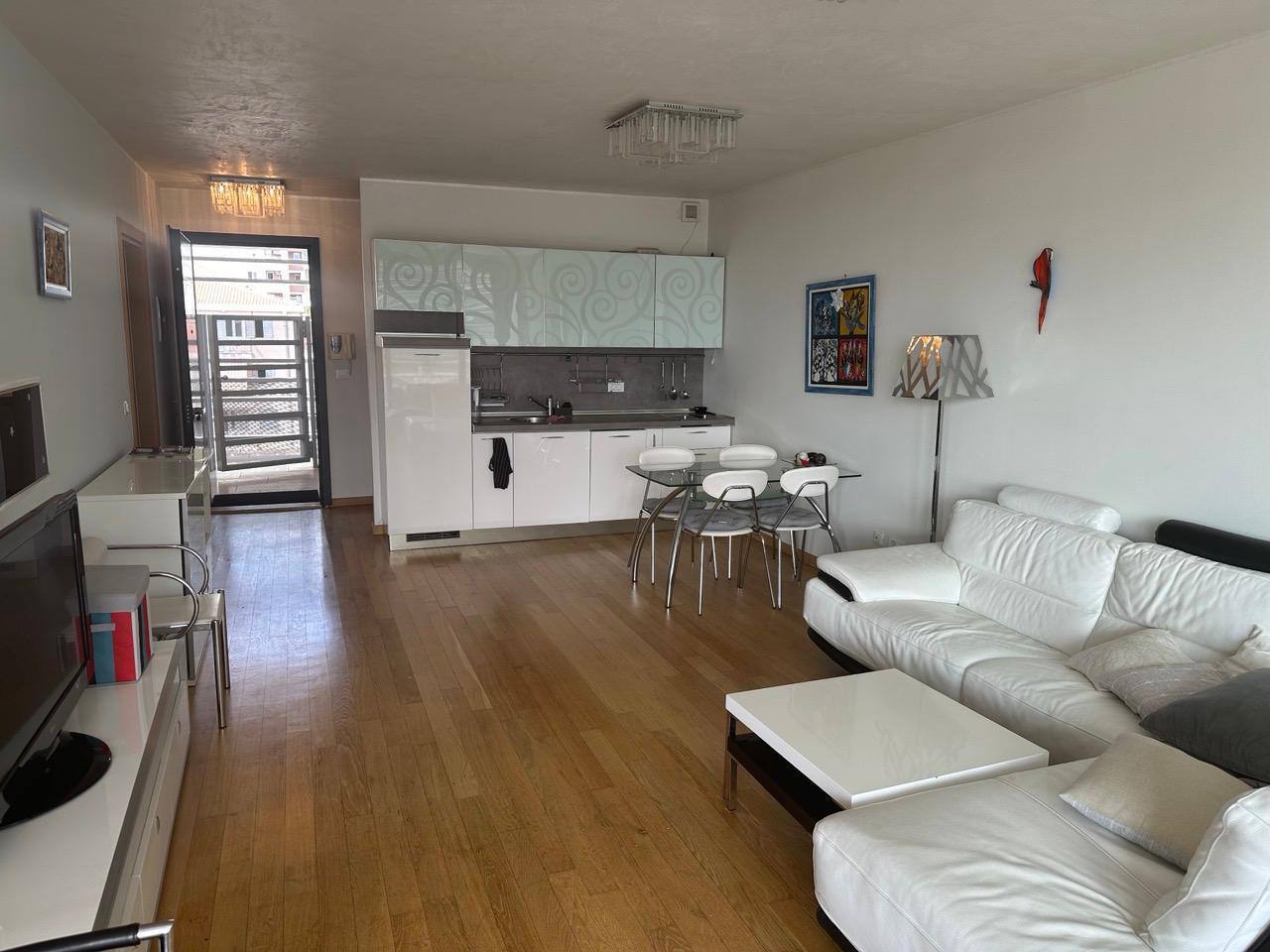 Квартира с 2 спальнями в Розино, 85 м² 2