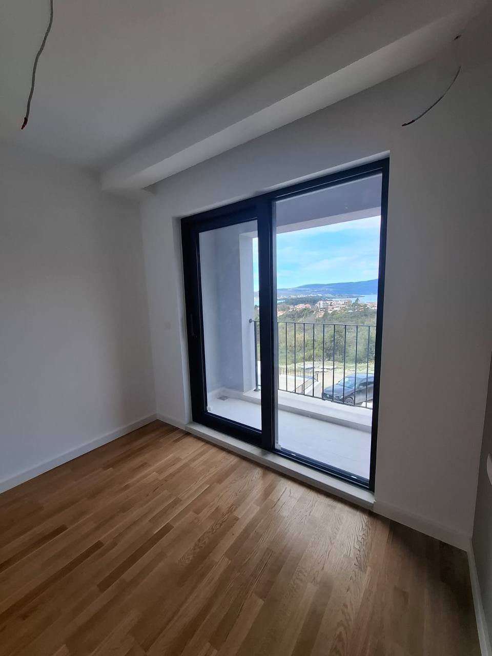 Вилла с 4 спальнями в Тивате, 250 м² 2
