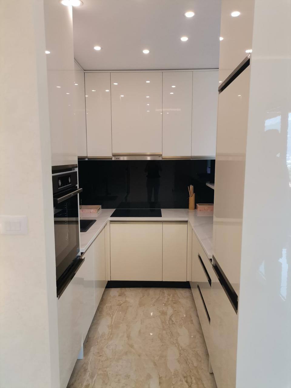 Квартира с 2 спальнями в Будве, 92 м² 2