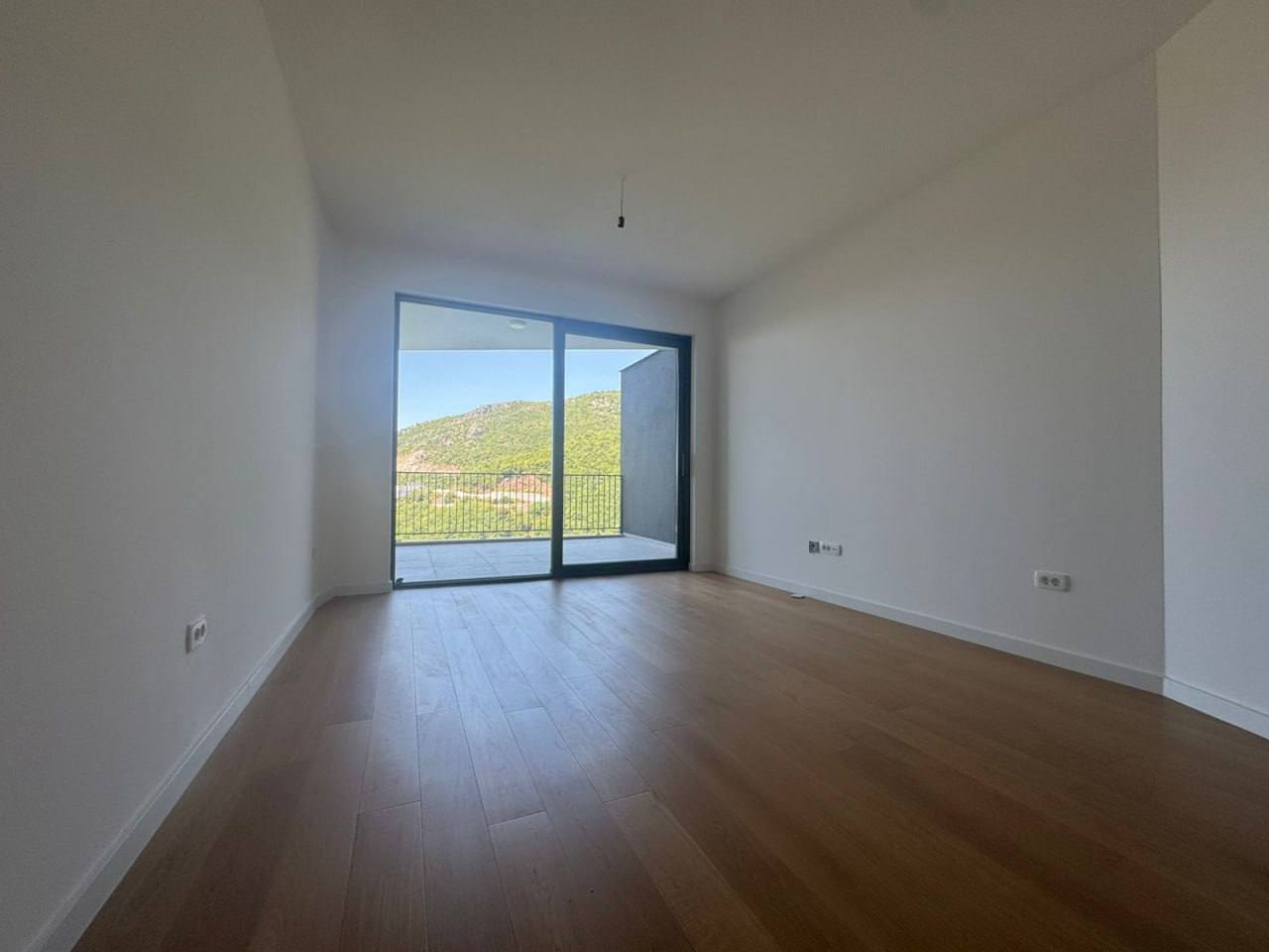 Квартира с 1 спальней в Бечичи, 59 м²