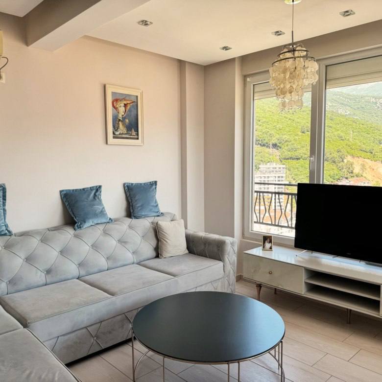 Квартира с 2 спальнями в Бабин-До, 74 м²