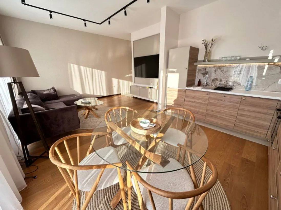 Квартира с 2 спальнями в Пржно, 76 м²