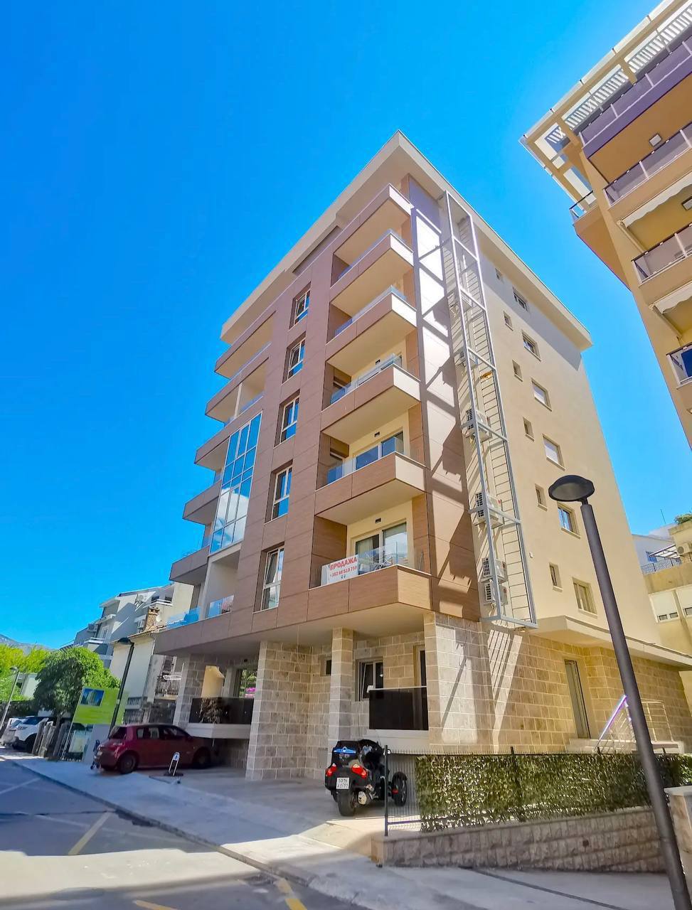 Квартира с 3 спальнями в Будве, 83 м²