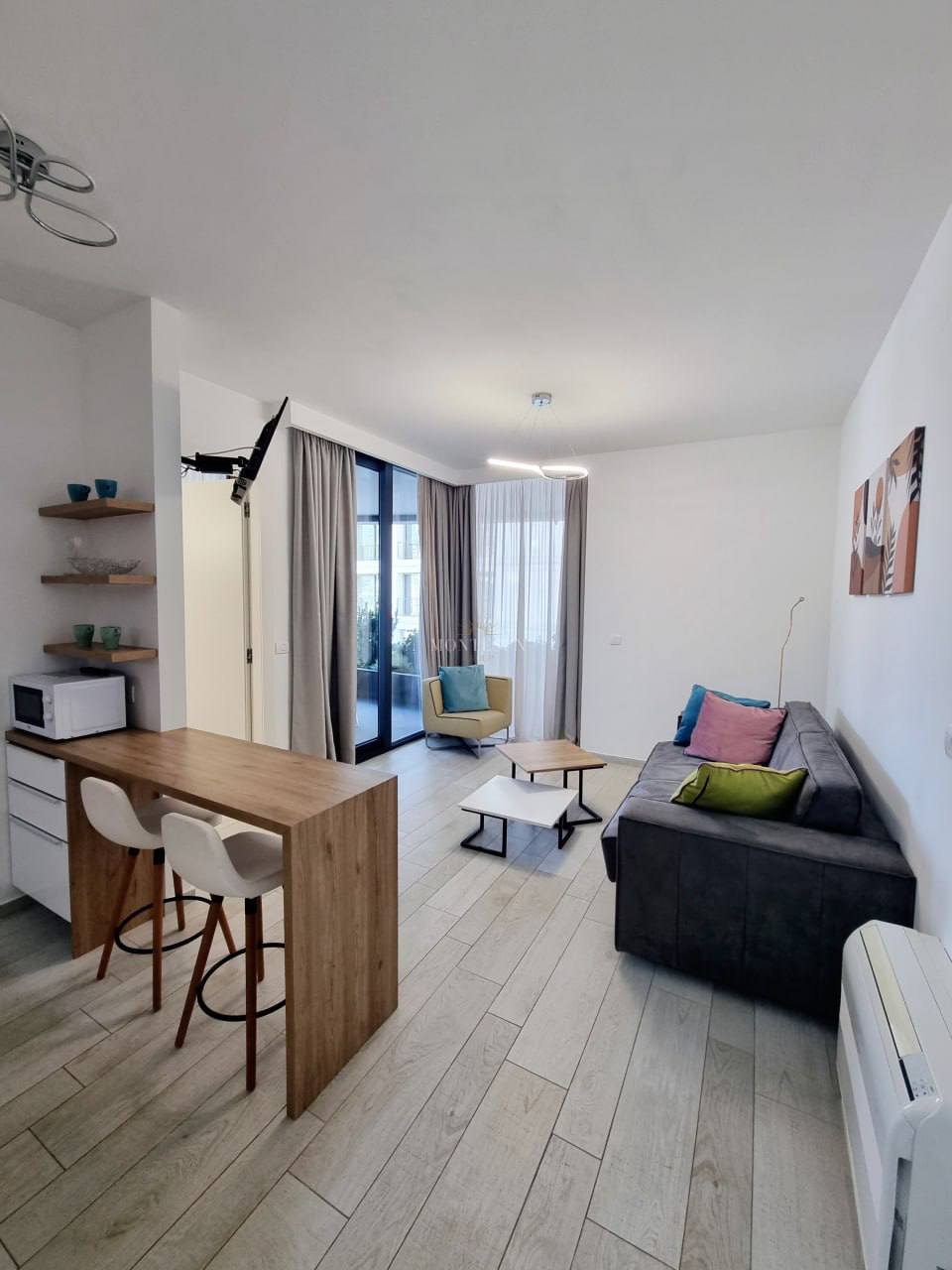 Квартира с 1 спальней в Royal Gardens, 52 м² 2