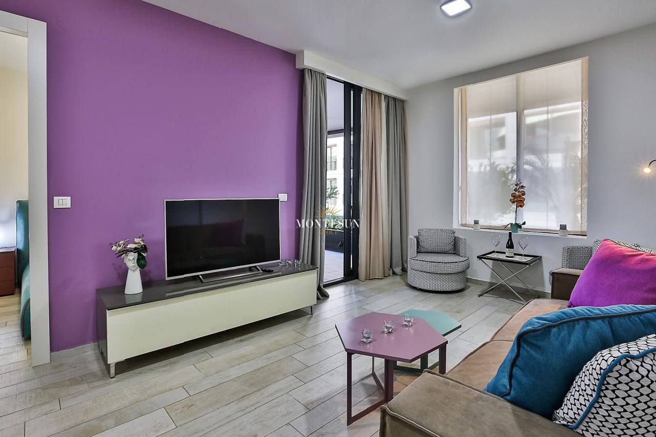 Квартира с 1 спальней в Royal Gardens, 52 м²