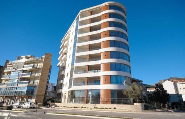 Квартира с 2 спальнями в Будве, 148 м² 2