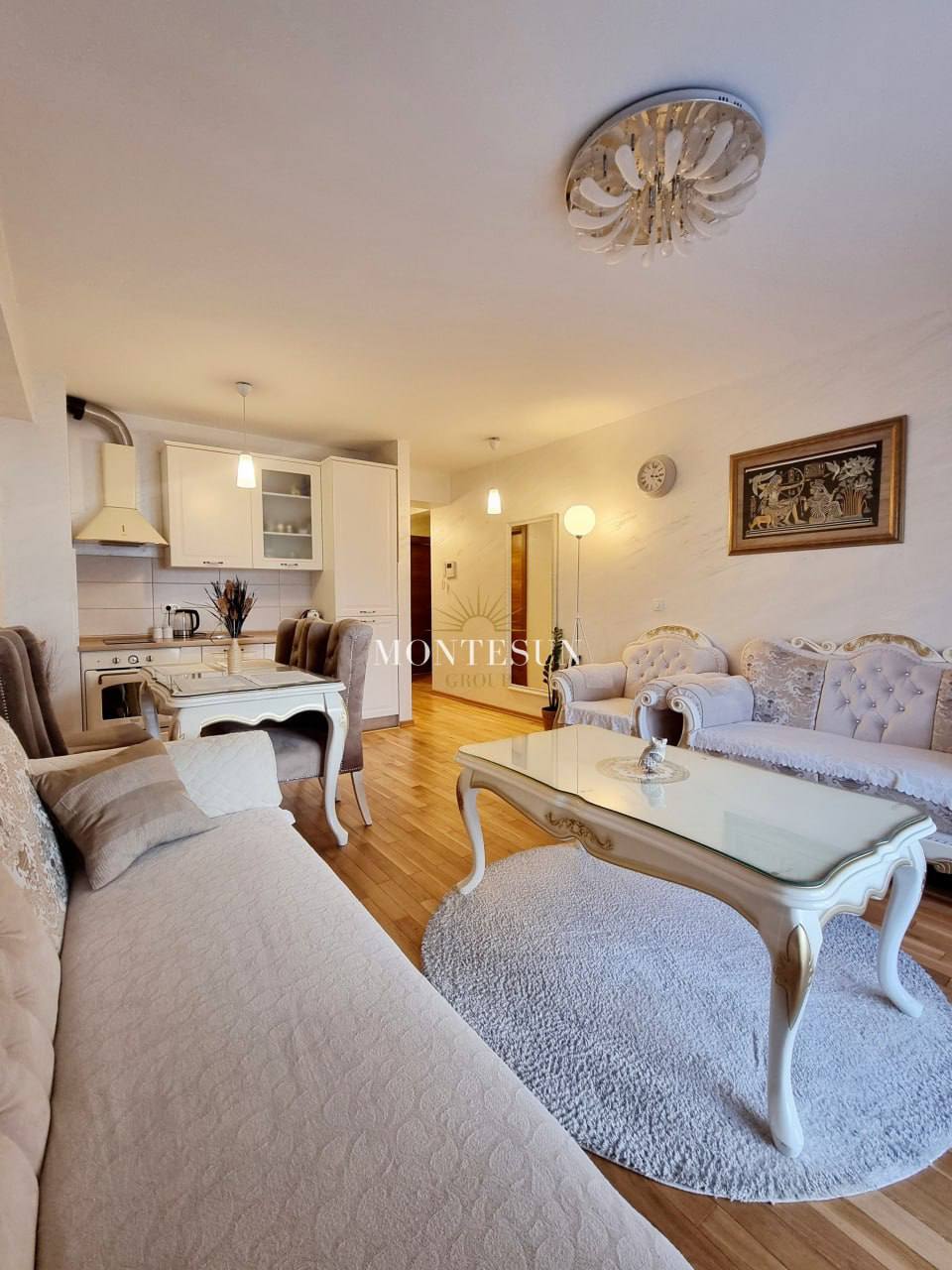 Квартира с 2 спальнями в Будве, 58 м² 2