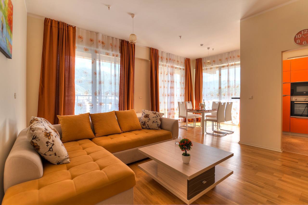 Квартира с 2 спальнями в Будве, 93 м² 2