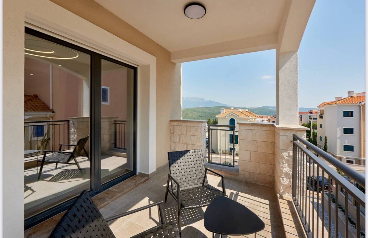 Квартира с 2 спальнями в Luštica Bay, 80 м² thumbnail 10