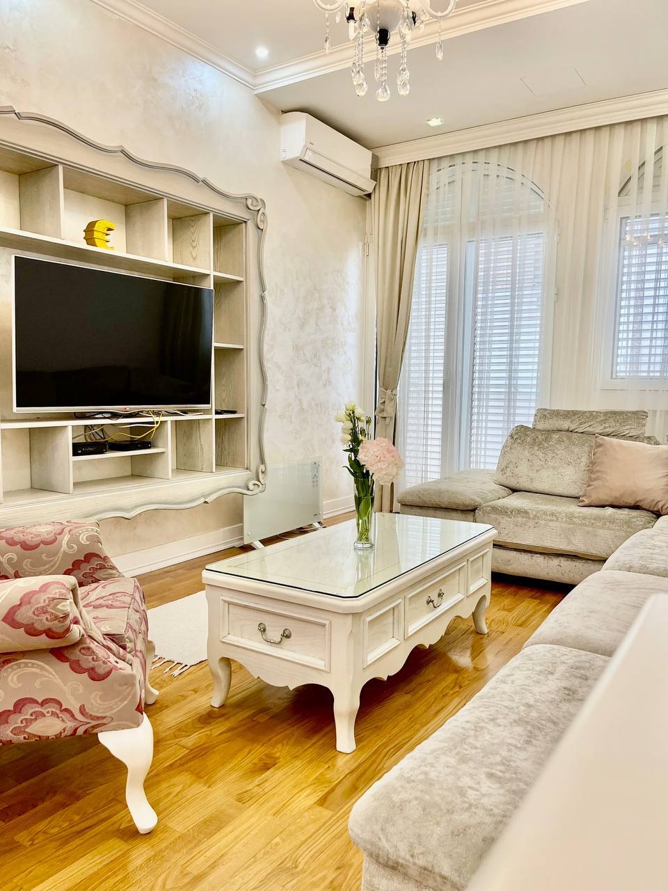 Квартира с 3 спальнями в Розино, 110 м²