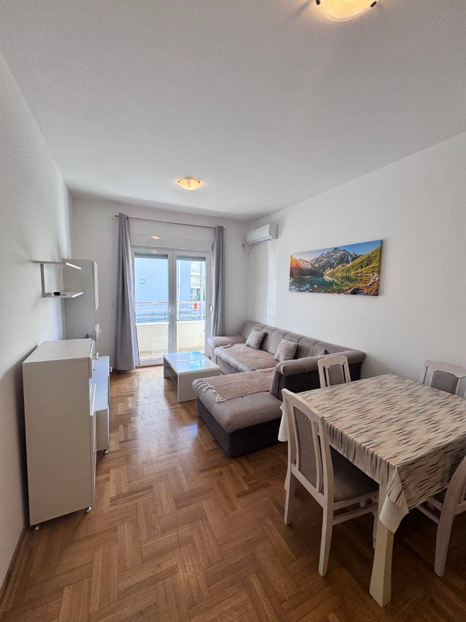 Квартира с 2 спальнями в Будве, 53 м² 2
