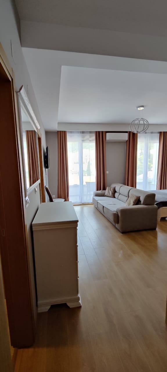 Квартира с 1 спальней в Будве, 53 м² thumbnail 18