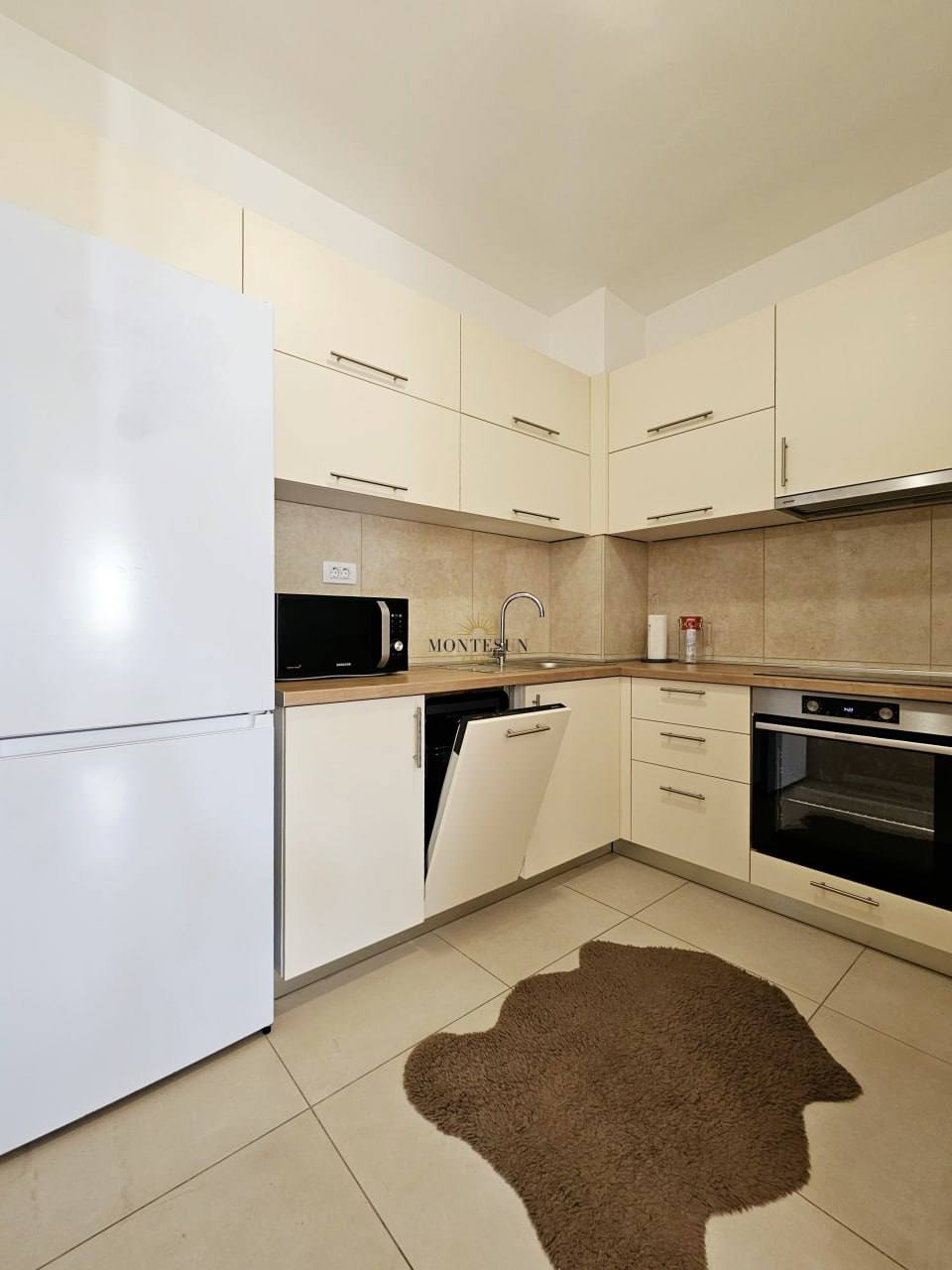 Квартира с 1 спальней в Будве, 46 м² 4