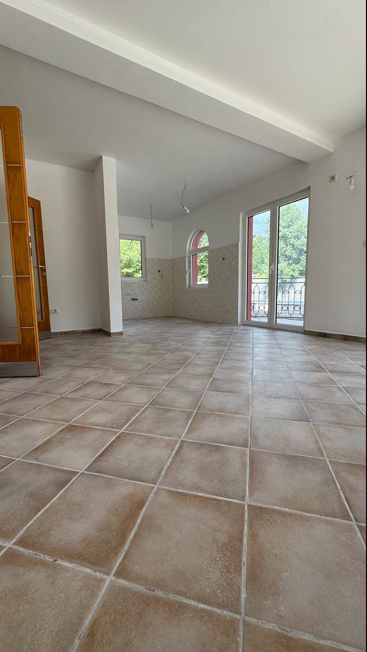 Квартира с 2 спальнями в Ластве-Грбальской, 30 м² 2