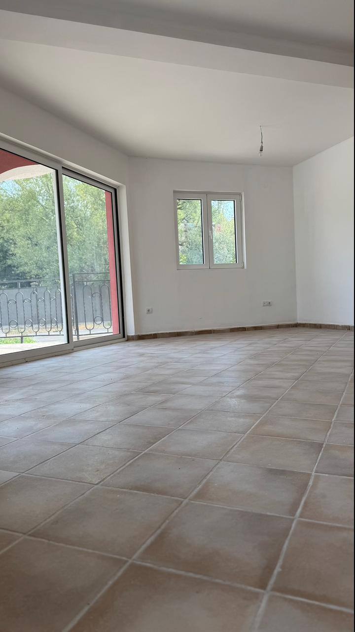 Квартира с 2 спальнями в Ластве-Грбальской, 30 м² 4