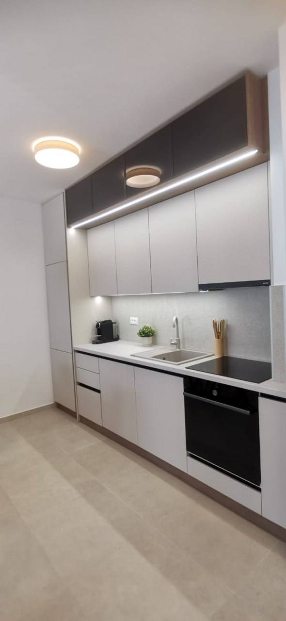 Квартира с 1 спальней в Бечичи, 47 м²