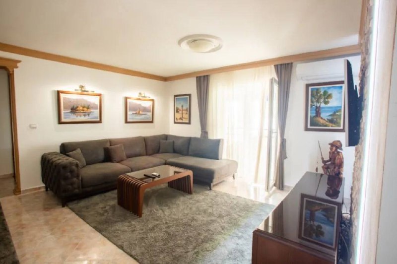 Квартира с 2 спальнями в Будве, 72 м² 2