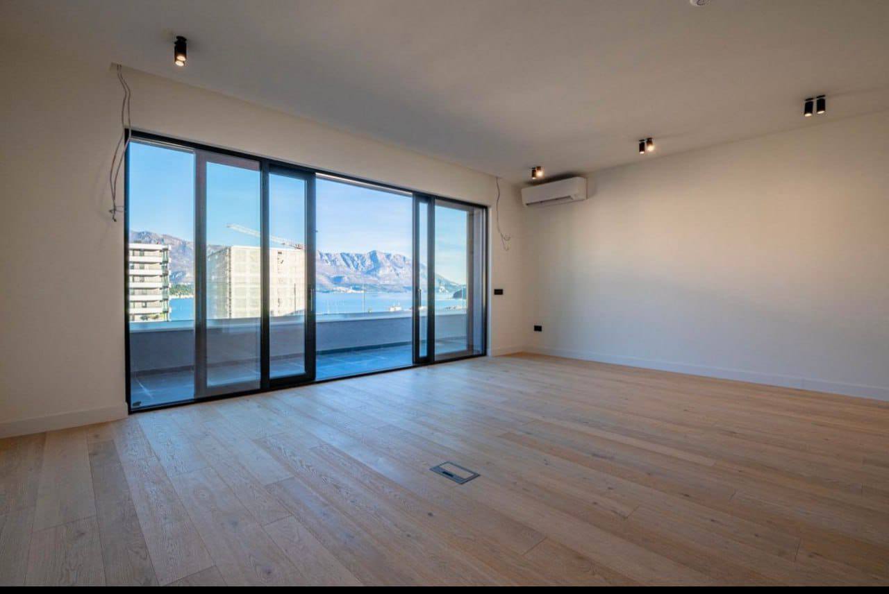 Квартира с 3 спальнями в Будве, 124 м² 2