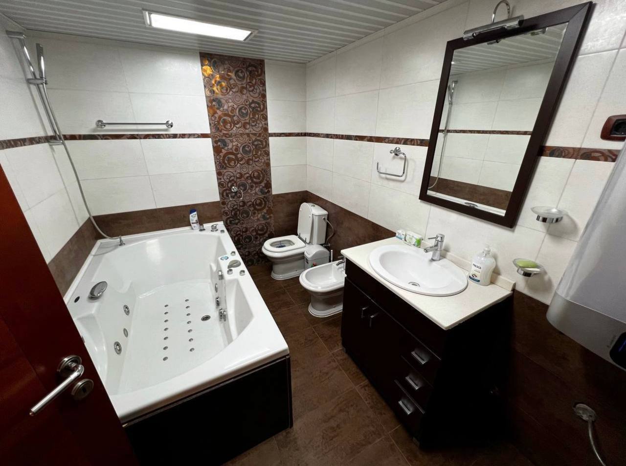 Квартира с 3 спальнями в Бечичи, 183 м² thumbnail 7