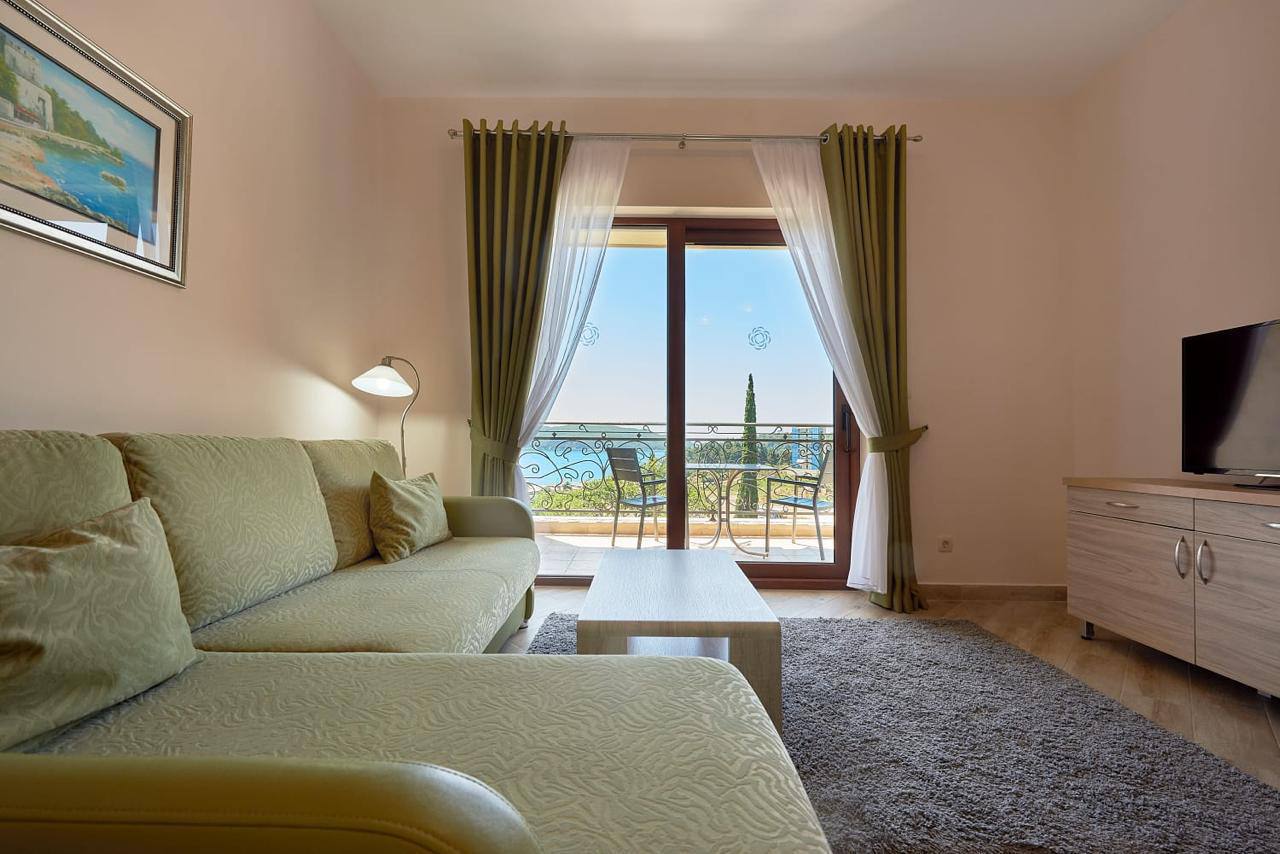 Квартира с 1 спальней в Бечичи, 72 м² 2