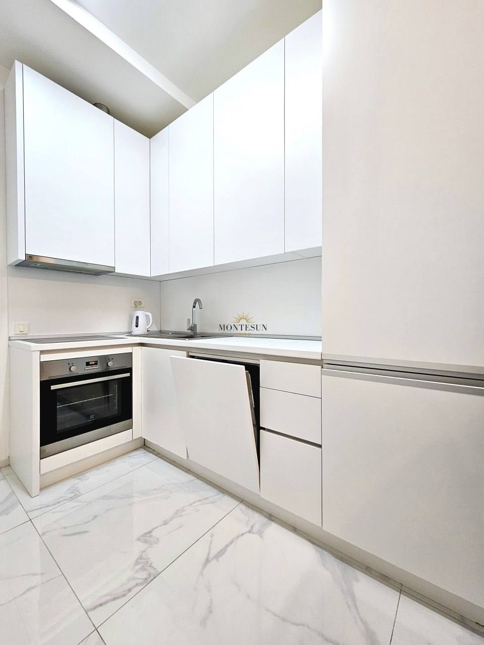 Квартира с 2 спальнями в Бечичи, 55 м² thumbnail 17