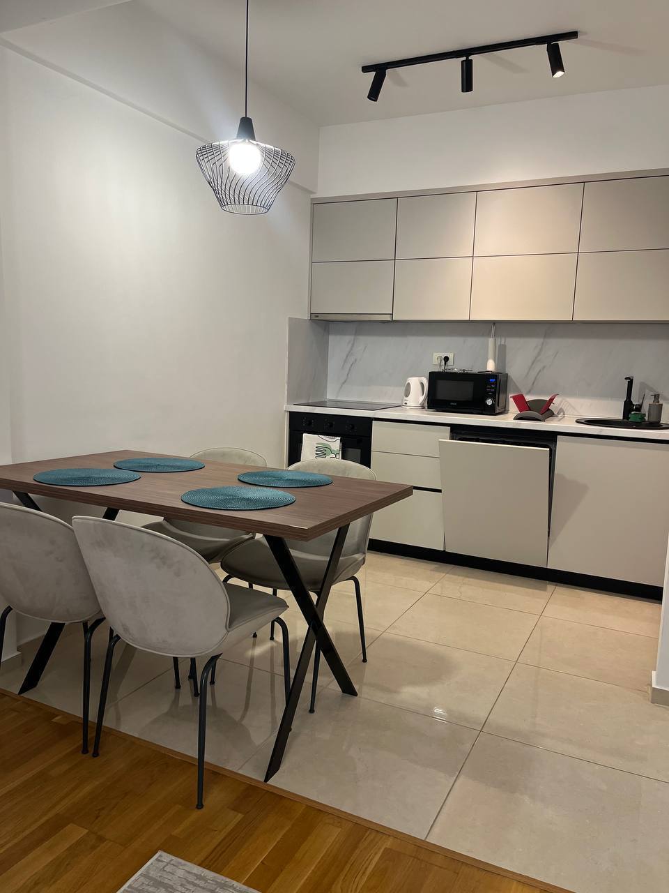 Квартира с 2 спальнями в Бечичи, 66 м² 4