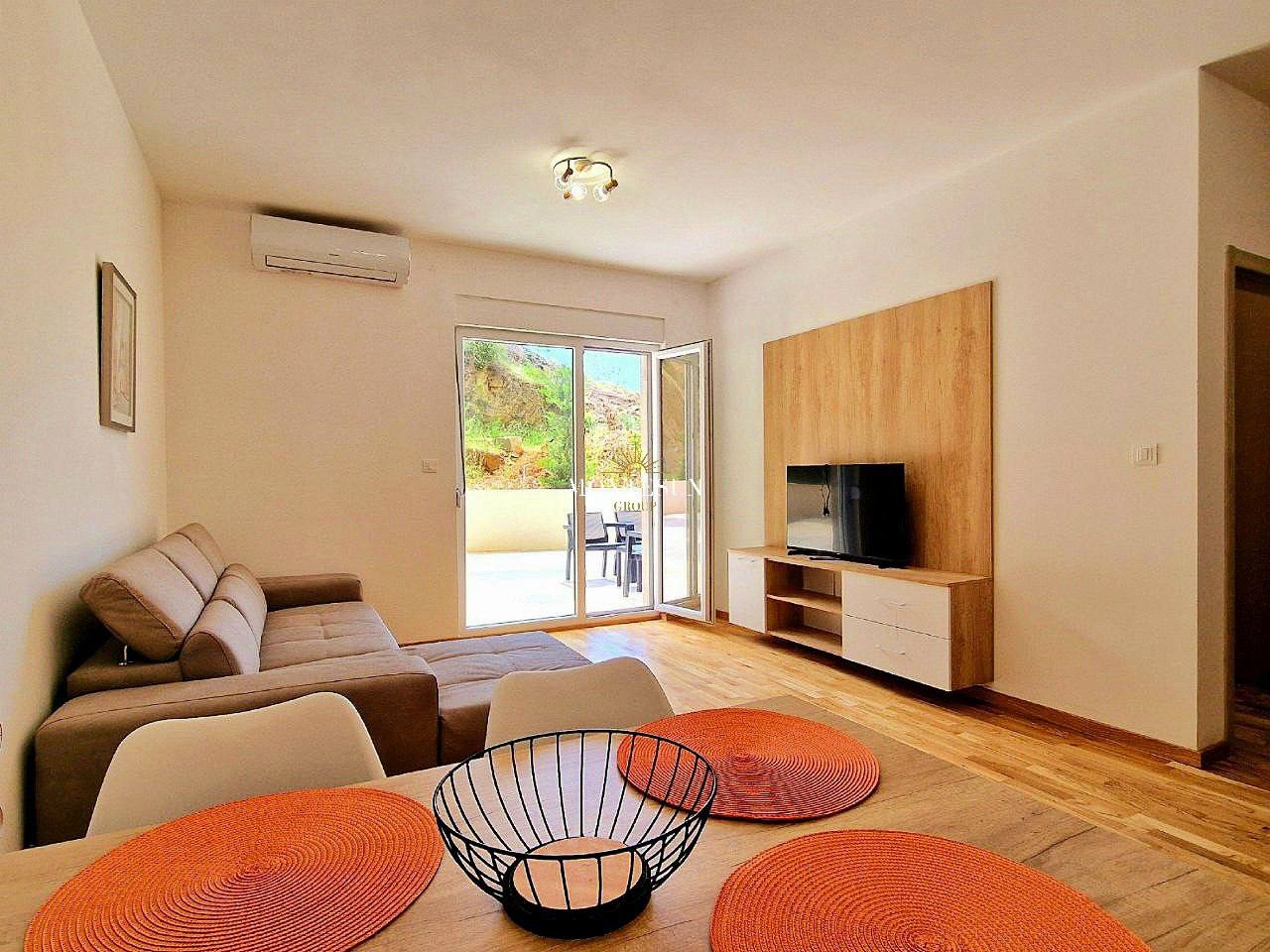 Квартира с 1 спальней в Бечичи, 39 м²