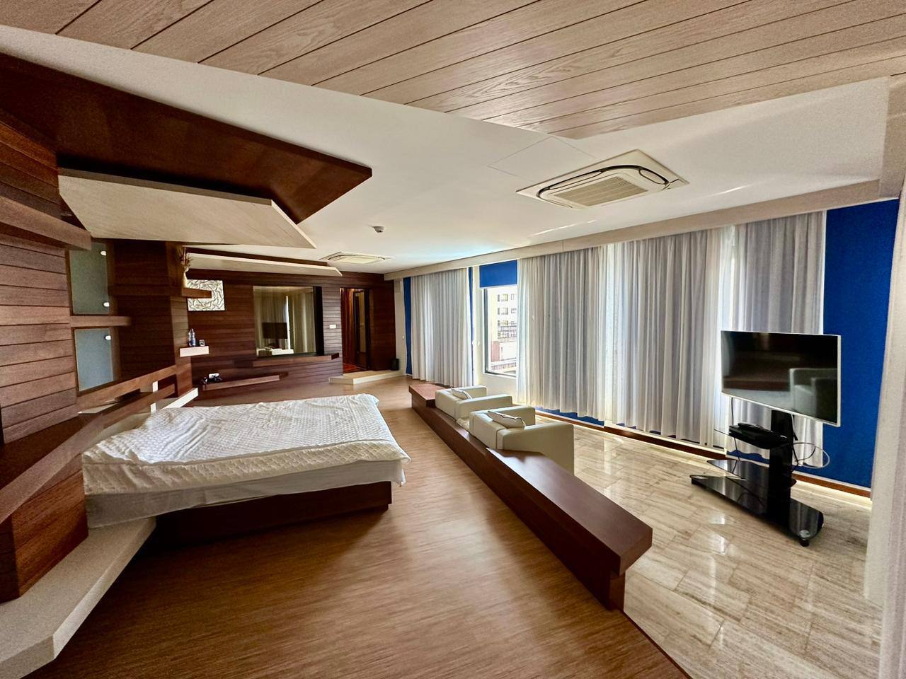 Дом с 5 спальнями в Бечичи, 318 м² 2
