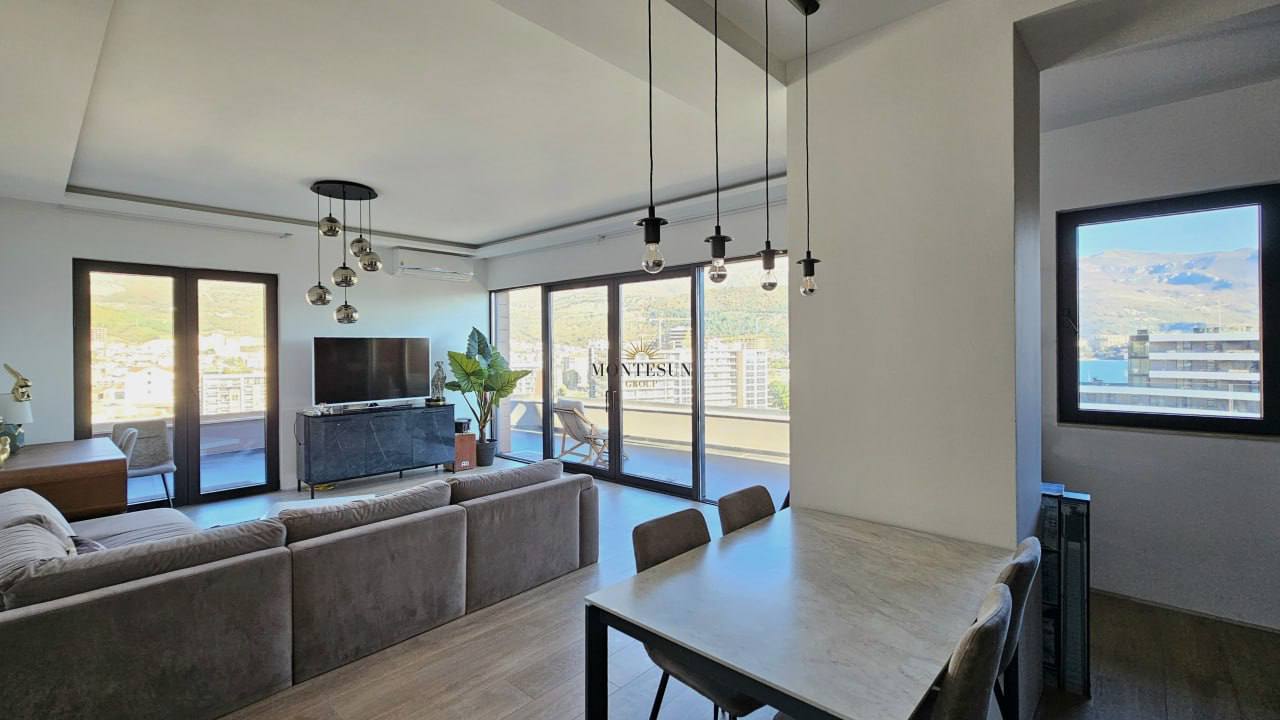 Квартира с 3 спальнями в Центр, 50 м² 3