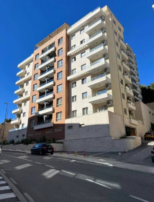 Квартира с 1 спальней в Бечичи, 43 м²