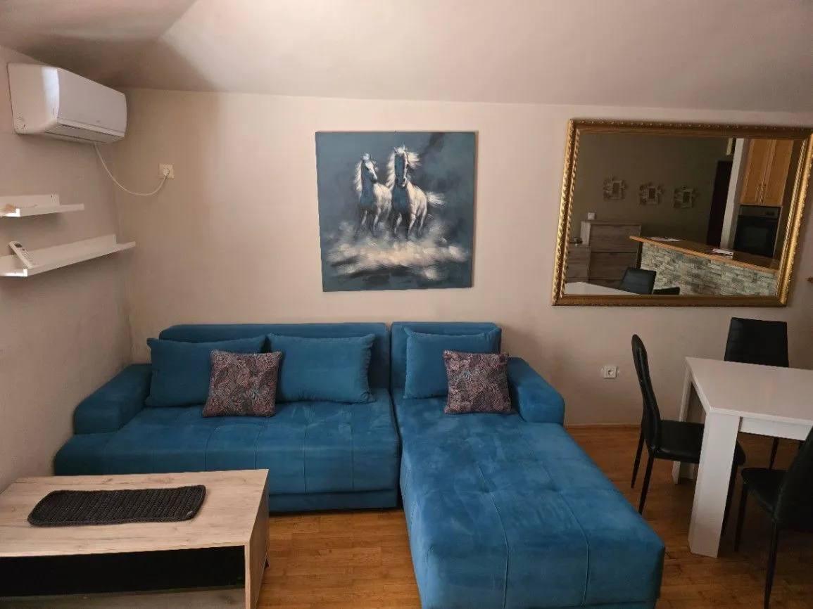 Квартира с 2 спальнями в Будве, 59 м²