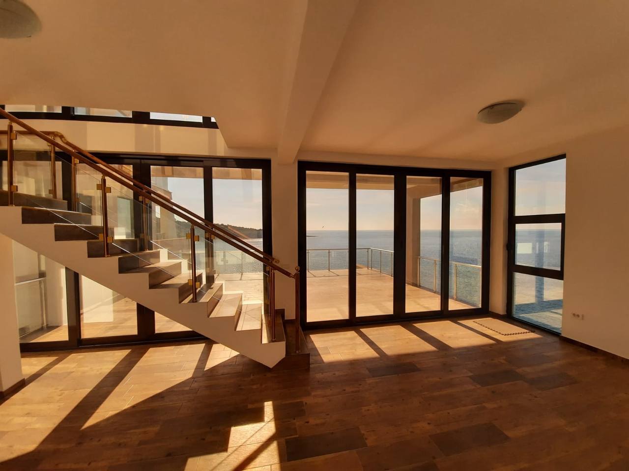 Вилла с 6 спальнями в Добра-Воде, 500 м² 4