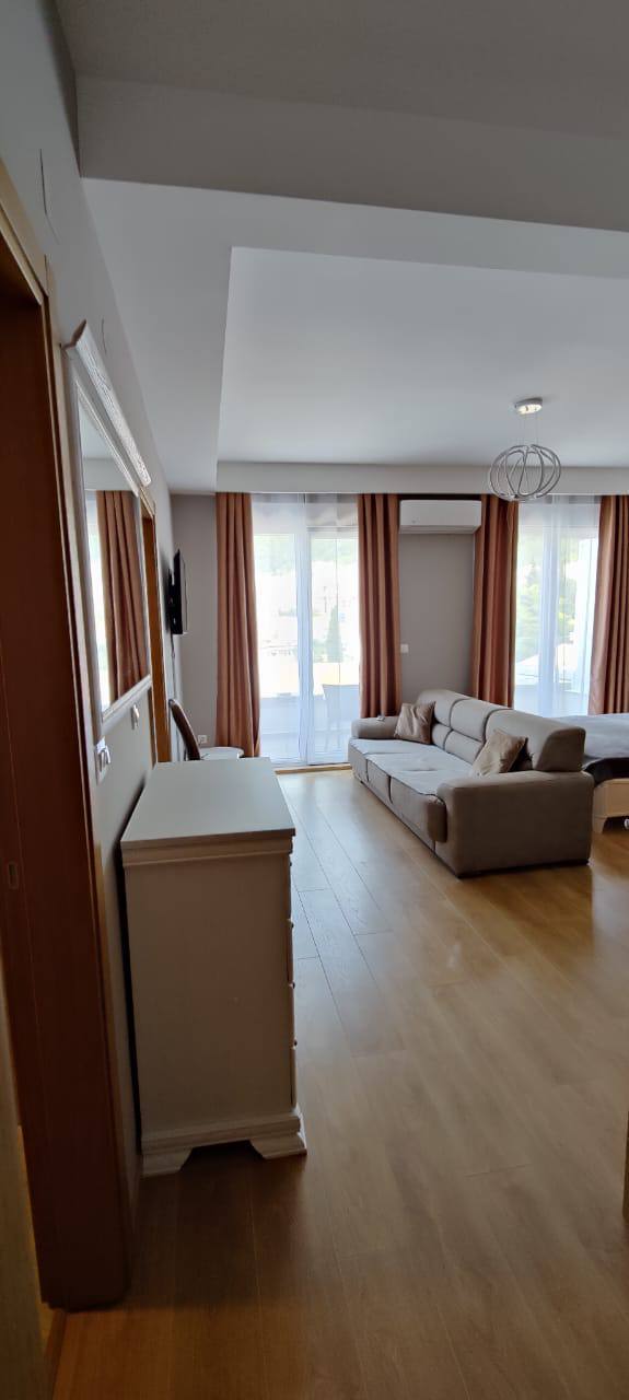 Квартира с 1 спальней в Будве, 53 м² 5