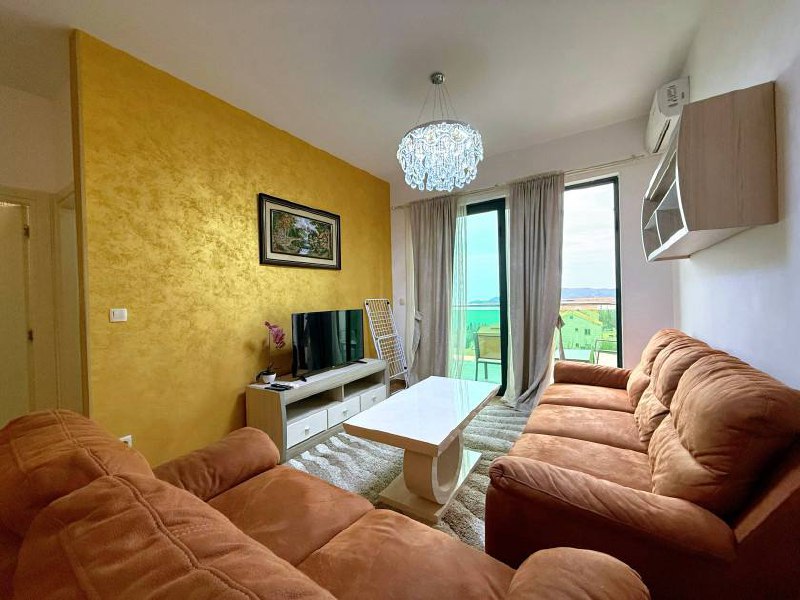 Квартира с 1 спальней в Бечичи, 51 м²