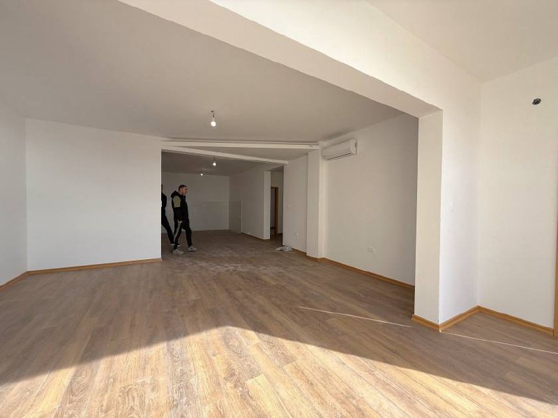 Квартира с 3 спальнями в Режевичах, 126 м² 3