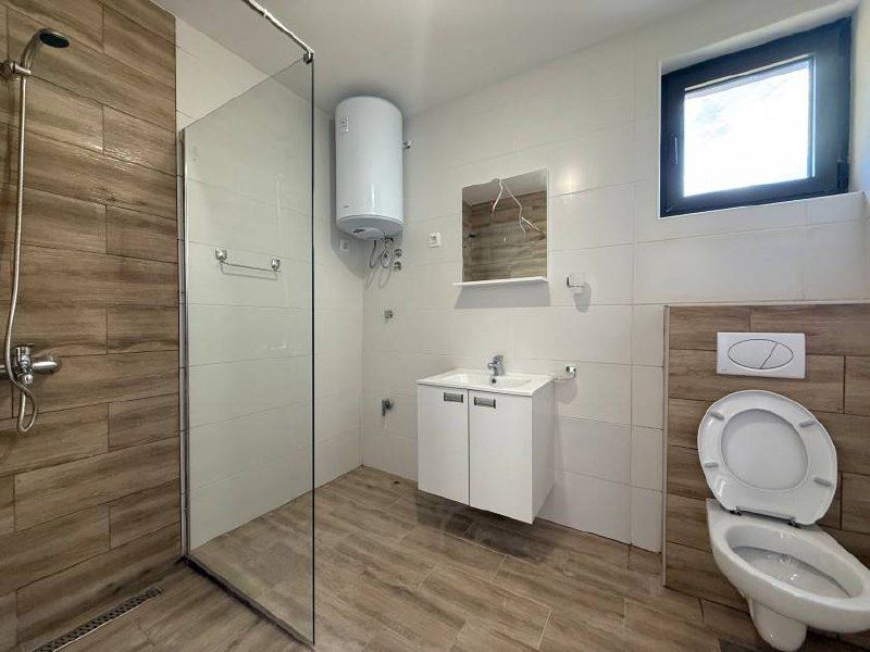 Квартира с 3 спальнями в Режевичах, 126 м² thumbnail 9
